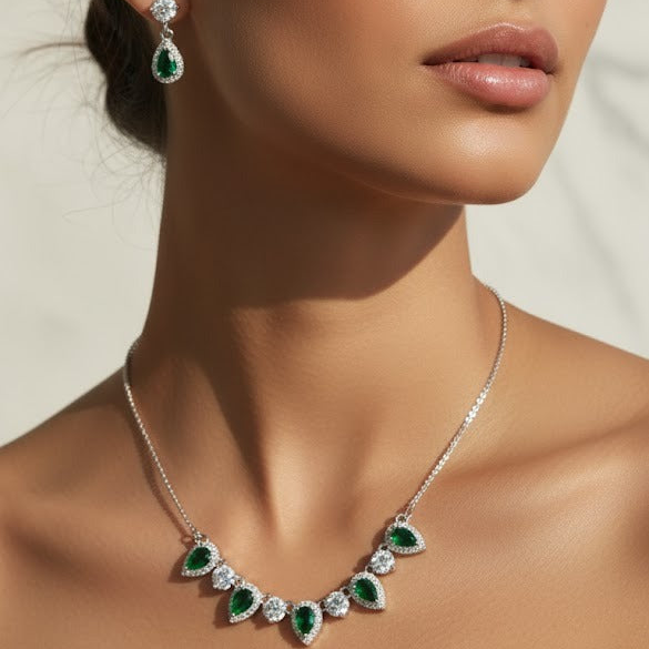 Cinque tear gemstone earrings and necklace set - Green