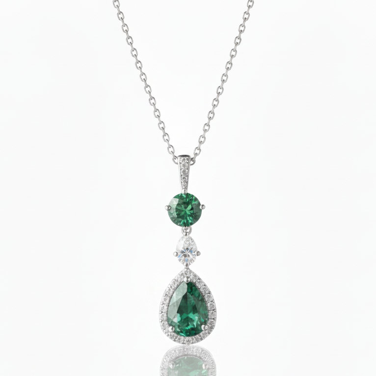 Tri pearl pendant necklace in green