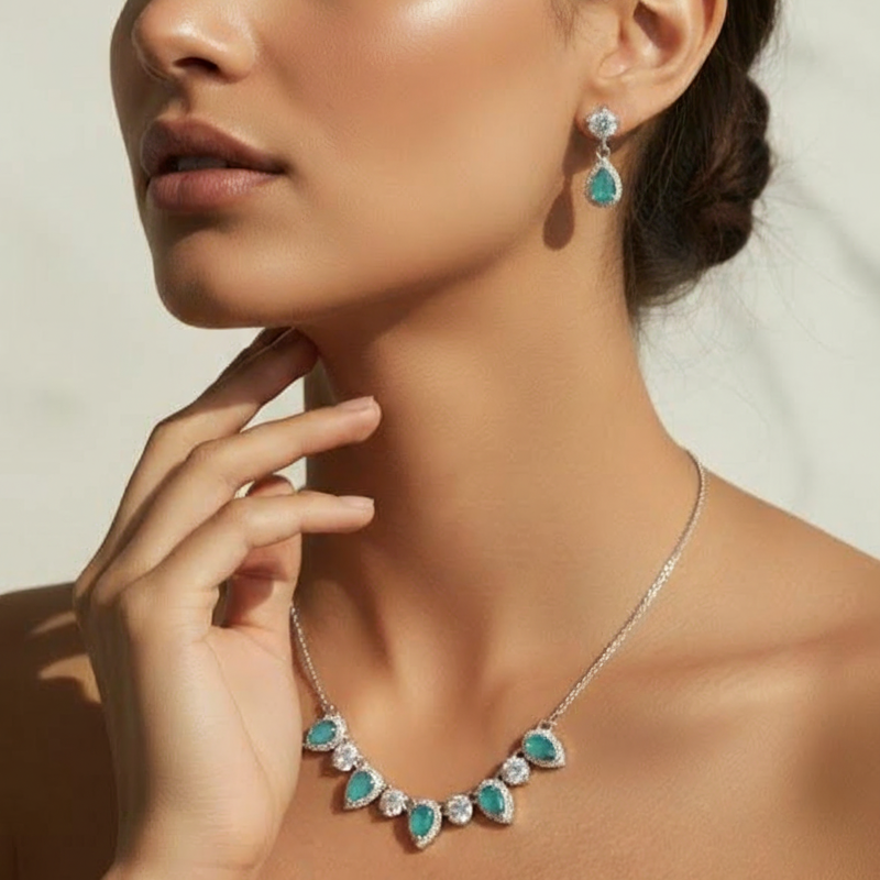 Cinque tear gemstone earrings and necklace set - Turquoise